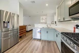 516 Hugenot Wy, Georgetown, TX 78626 - Photo 5