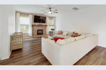 516 Hugenot Way, Georgetown, TX 78626 - Photo 7
