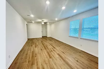 1018 Vanderscile Road, Hutto, TX 78634 - Photo 5