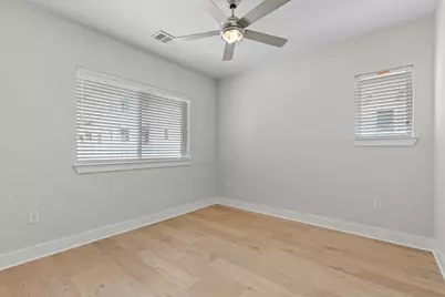 2827 Manor Road #2201, Austin, TX 78722 - Photo 19