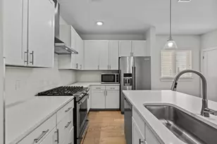 2827 Manor Rd, Austin, TX 78722 - Photo 15