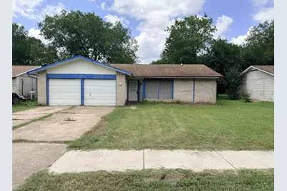 2512 E Stassney Lane, Austin, TX 78744 - Photo 1