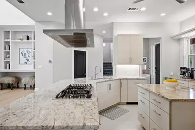 1600 W 39th 1/2 Street, Austin, TX 78756 - Photo 27