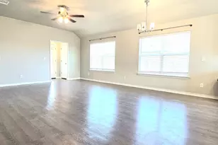 136 Mike Warner Dr, Burnet, TX 78611 - Photo 5