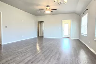 136 Mike Warner Dr, Burnet, TX 78611 - Photo 7