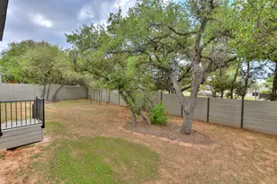309 Wolf Rdg Rd, Georgetown, TX 78628 - Photo 37