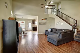 410 S Hunting Lodge Ln, Bastrop, TX 78602 - Photo 7