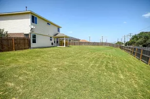 410 S Hunting Lodge Ln, Bastrop, TX 78602 - Photo 31