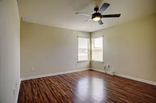 410 S Hunting Lodge Ln, Bastrop, TX 78602 - Photo 15