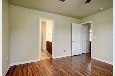 410 S Hunting Lodge Lane, Bastrop, TX 78602 - Photo 17