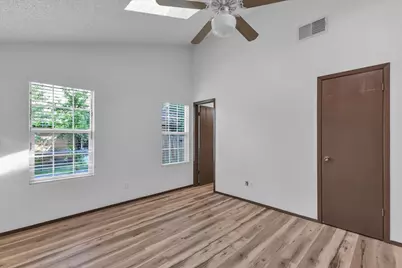 8713 Pineridge Drive, Austin, TX 78729 - Photo 9