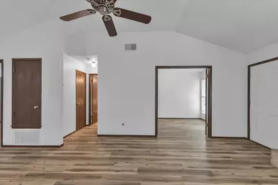 8713 Pineridge Drive, Austin, TX 78729 - Photo 19