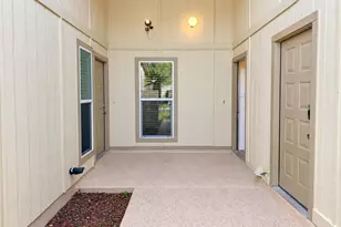 8713 Pineridge Dr, Austin, TX 78729 - Photo 3