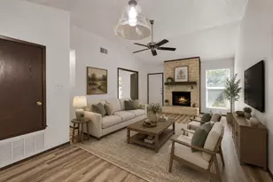 8713 Pineridge Dr, Austin, TX 78729 - Photo 5