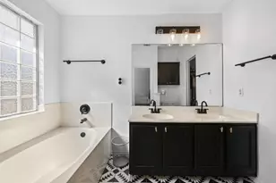 1451 Roxanne's Run, Pflugerville, TX 78660 - Photo 11