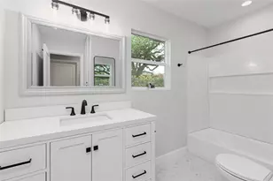 7611 Oak Hedge Pl, Austin, TX 78745 - Photo 15