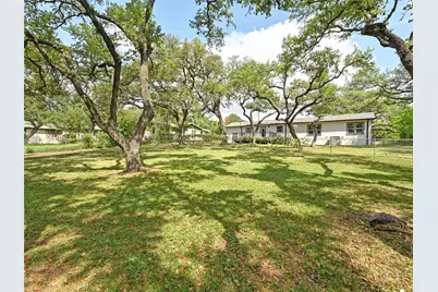 7611 Oak Hedge Place, Austin, TX 78745 - Photo 33