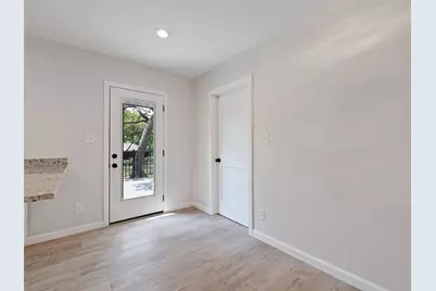 7611 Oak Hedge Place, Austin, TX 78745 - Photo 13