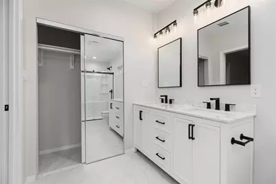 7611 Oak Hedge Place, Austin, TX 78745 - Photo 25