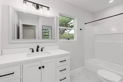 7611 Oak Hedge Place, Austin, TX 78745 - Photo 19