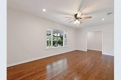 7611 Oak Hedge Place, Austin, TX 78745 - Photo 13