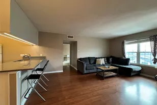 910 Duncan Ln, Austin, TX 78705 - Photo 1