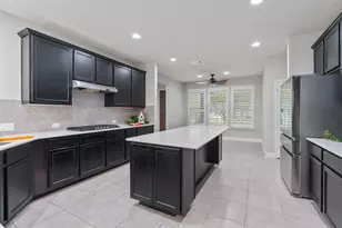 511 Davis Mountain Cir, Georgetown, TX 78633 - Photo 13