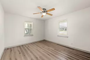 2109 W Avenue B, Temple, TX 76504 - Photo 17