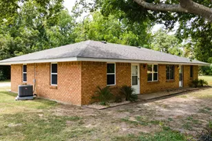 2109 W Avenue B, Temple, TX 76504 - Photo 9