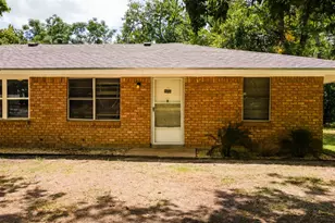 2109 W Avenue B, Temple, TX 76504 - Photo 11