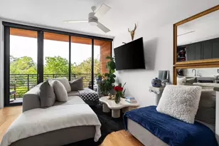 900 S 1st St, Austin, TX 78704 - Photo 7