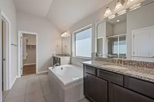 717 N Emory Cove, Hutto, TX 78634 - Photo 11