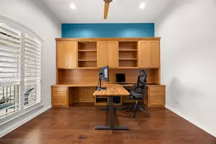 15613 Echo Hills Dr, Austin, TX 78717 - Photo 3