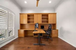 15613 Echo Hills Dr, Austin, TX 78717 - Photo 5