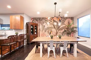 2302 E 9th St, Austin, TX 78702 - Photo 1
