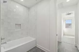 2811 Zach Scott St, Austin, TX 78723 - Photo 31