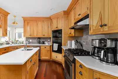 811 E 46th Street, Austin, TX 78751 - Photo 9