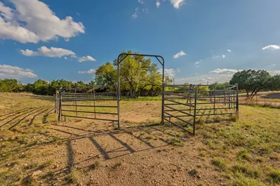 500 Madrone Ranch Trail, Dripping Springs, TX 78620 - Photo 35
