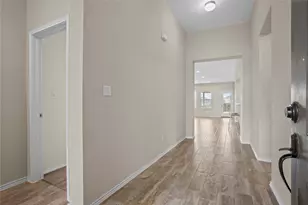 104 Cypress Hills Rd, San Marcos, TX 78666 - Photo 3
