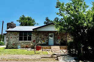 212 Bluebonnet Ln, Liberty Hill, TX 78642 - Photo 3