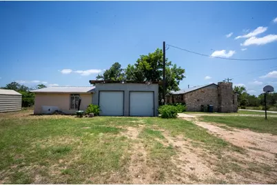 212 Bluebonnet Lane, Liberty Hill, TX 78642 - Photo 29
