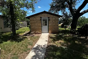 212 Bluebonnet Ln, Liberty Hill, TX 78642 - Photo 21