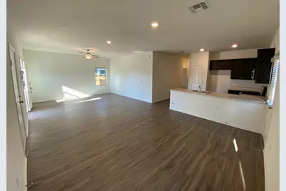 3508 Lodgepole Drive, Austin, TX 78744 - Photo 7