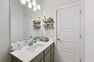 1516 Roseburg Dr, Austin, TX 78754 - Photo 15