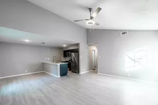 916 Sirocco Dr, Austin, TX 78745 - Photo 11