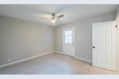 916 Sirocco Drive #Unit B, Austin, TX 78745 - Photo 15