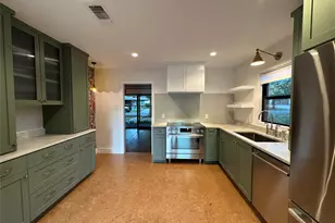 4711 Fairview Dr, Austin, TX 78731 - Photo 13