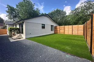 4711 Fairview Dr, Austin, TX 78731 - Photo 3