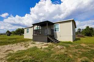 126 Esperanza Dr, Bastrop, TX 78602 - Photo 33