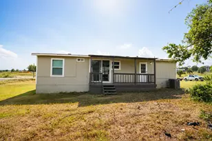 126 Esperanza Dr, Bastrop, TX 78602 - Photo 25